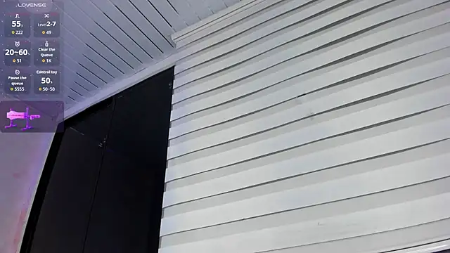 Chat +18 de bellaa_becca ao vivo