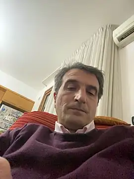 دردشة sasatimido الجنسية المباشرة