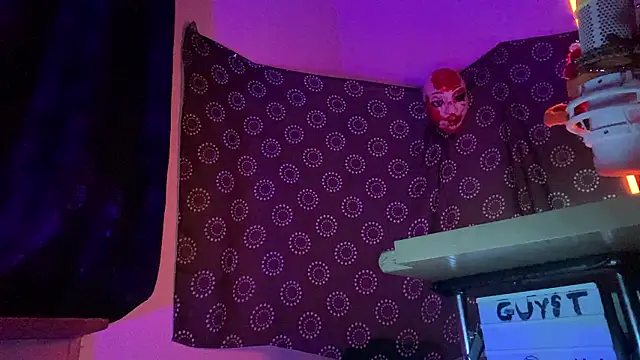 Guyst049のライブXXXチャット