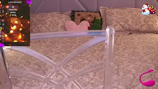 Chat XXX en directo de DiamondGoldie