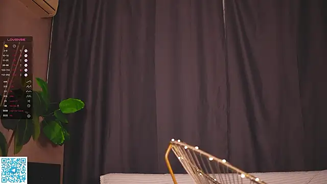 Chatroom XXX en direct de BettySamers