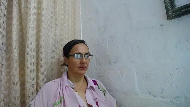 Chat +18 de gabbyparker_ ao vivo