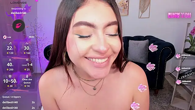 Chat +18 de Maya_vexx ao vivo