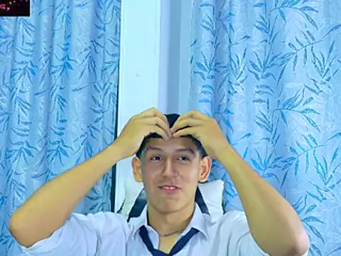 FelipeGonzalezz's Live XXX Chat