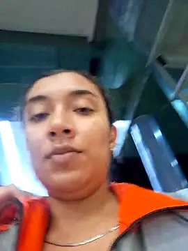 Robin_H00t_2: онлайн-секс-чат