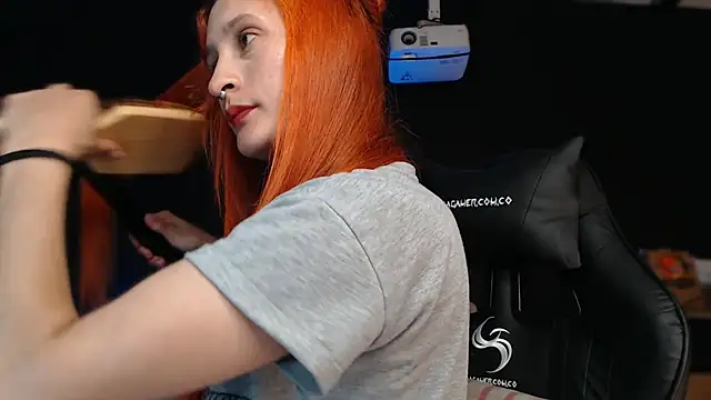 skinny_Raven's Live XXX Chat