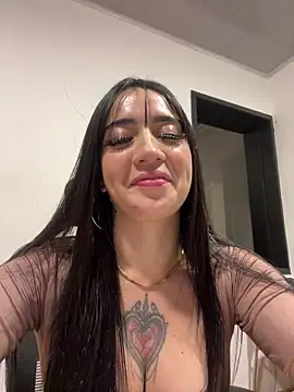 Chat +18 de EmmyEvans1 ao vivo