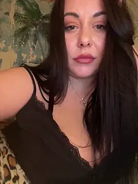 DaisyStreet's Live XXX Chat