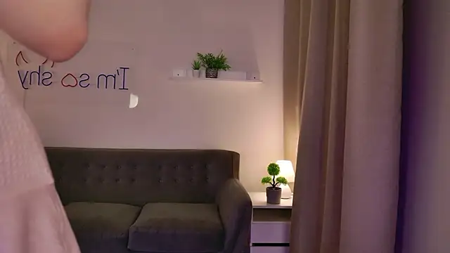 Mikka_Blush: онлайн-секс-чат