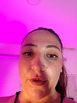 VickyHoult Live XXX-chat