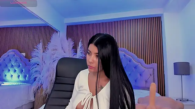 SelenaStonne's Live XXX Chat