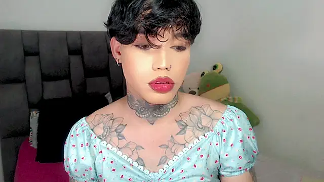 little_star_porn Adlı Modelin Canlı XXX Sohbeti