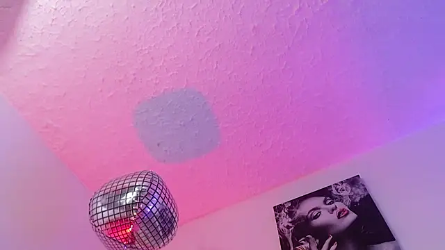 Chat +18 de Annie_switt ao vivo