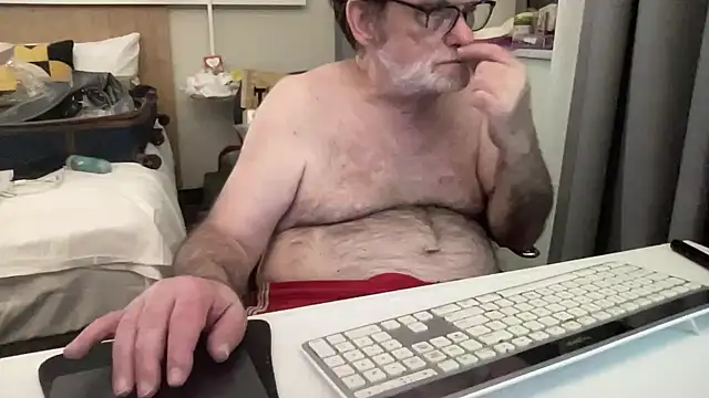 coach-karlのライブXXXチャット