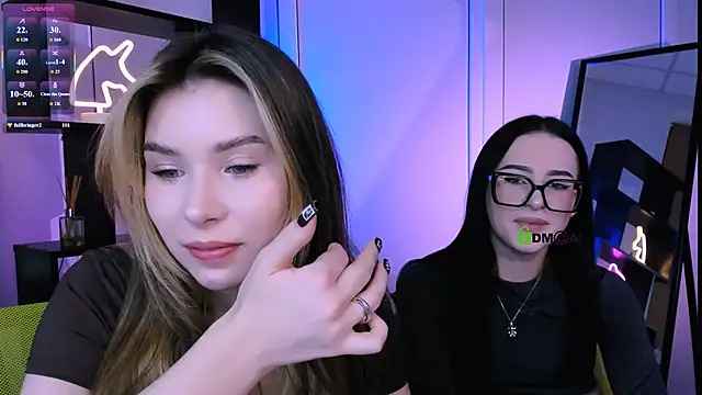 Show modela alia_skay na web-kameri