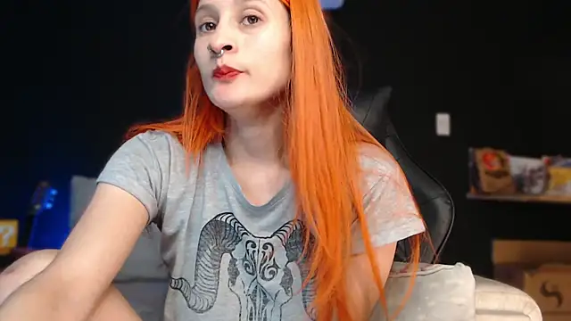 Czat XXX na żywo – skinny_Raven