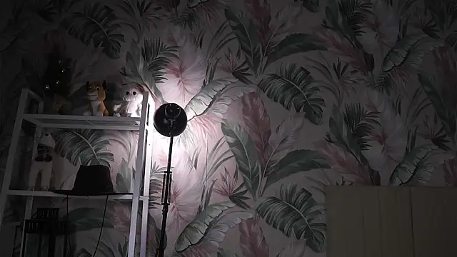 Chat +18 de MarlinVarian ao vivo