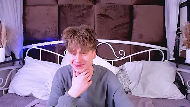 ScottPierce Live XXX-chat