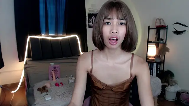 Pertunjukan Kamera Web Ivoryhotcummer