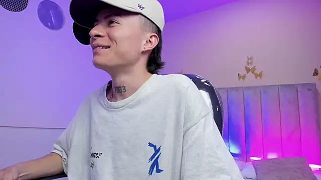 Nascary_Fox's Live XXX Chat