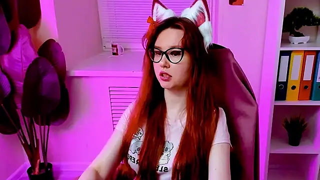 CarolGiggly's Live XXX Chat