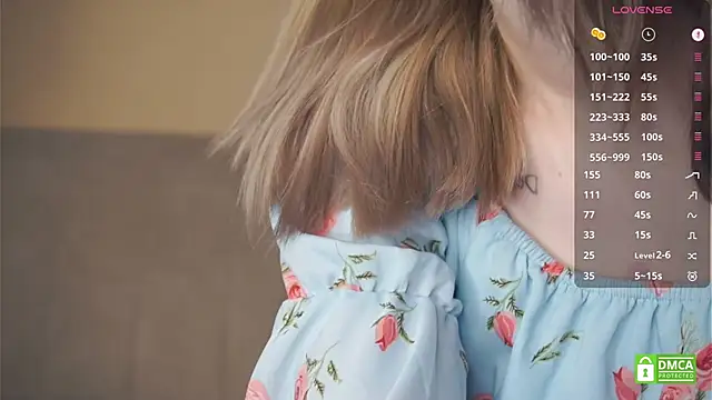 ToyaPletz's Live XXX Chat