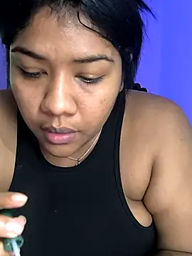 paola091 Adlı Modelin Canlı XXX Sohbeti