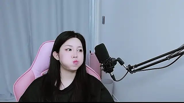 MISA_02 Chat XXX in diretta