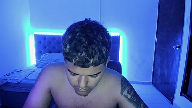 Czat XXX na żywo – jordan_colman