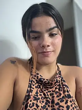 Kaily_Sweet16: онлайн-секс-чат