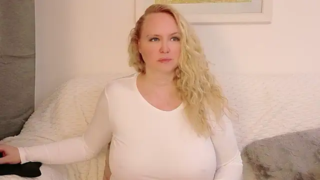 Sarah4you Live XXX Chat