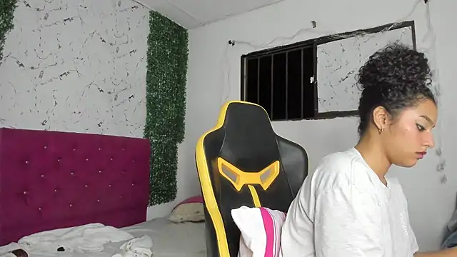 Chat XXX Live emily_stars1