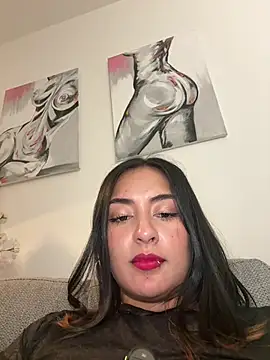 Chat XXX en directo de Rae_Lil_White