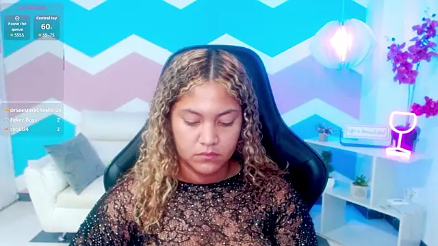 Chatroom XXX en direct de Cristal_War