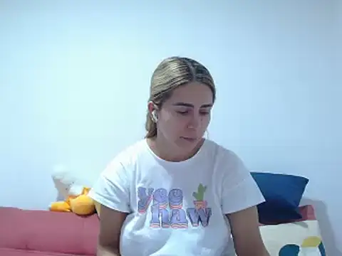 Chatroom XXX en direct de Lunazina