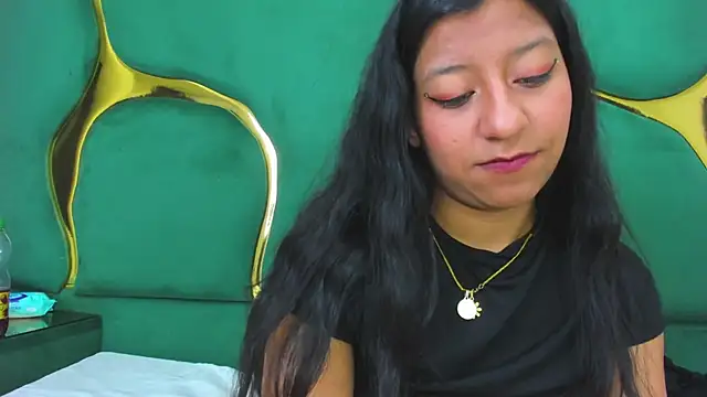 VaneLin18 élő XXX-chatje