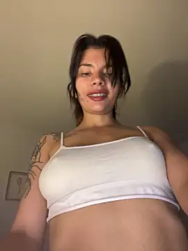 isabella__naugthy: онлайн-секс-чат