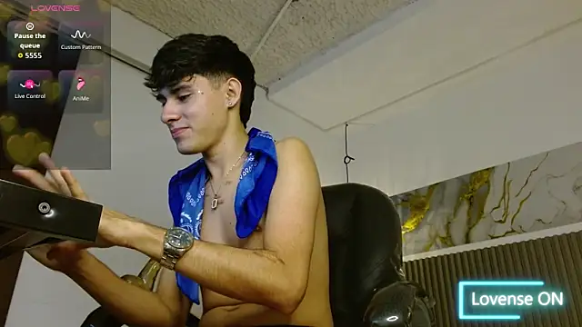 Czat XXX na żywo – Dyla_n18