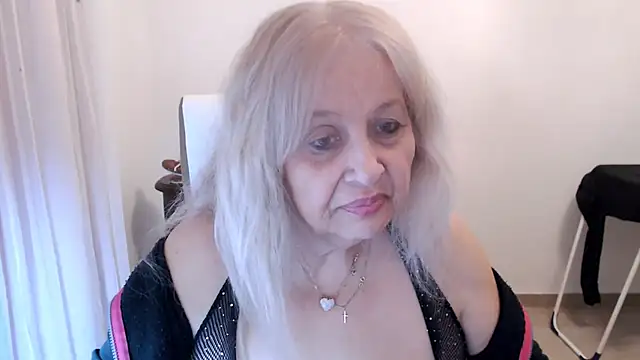 Chat +18 de SusiLifeXXX ao vivo