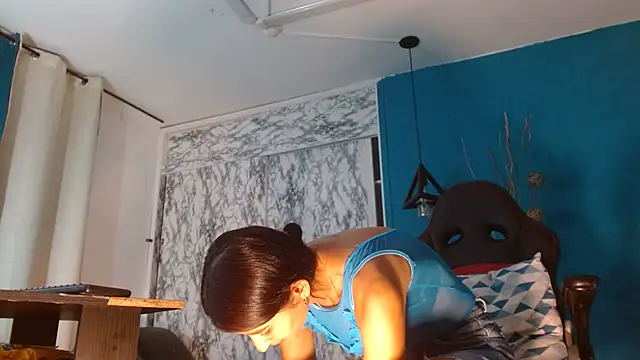 Chatroom XXX en direct de hanna_mooreee