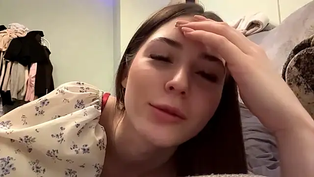 Adel_strongwoman's Live XXX Chat