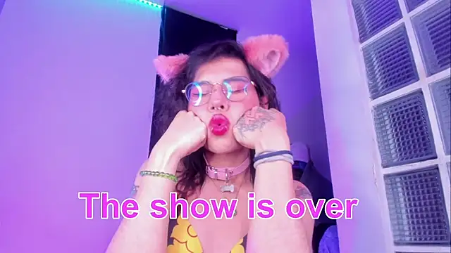 Онлайн чат XXX Sweet-SharoKitty