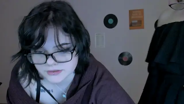 Czat XXX na żywo – lika_pop