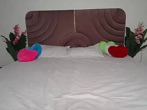 Chatroom XXX en direct de Husan-e-Jasmine