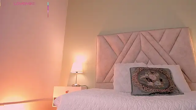 Amelia_Saenz_'s Live XXX Chat