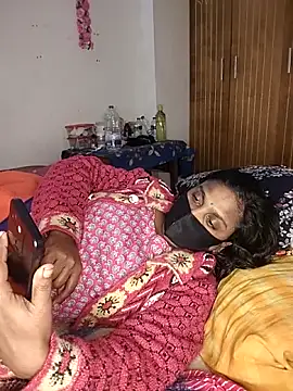 Hot_Sweety02 élő XXX-chatje