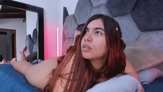 DulceJones 现场XXX聊天