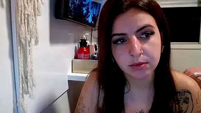 Chatroom XXX en direct de chelbyy