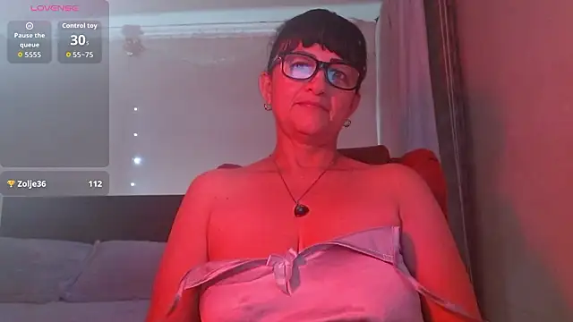 Chat +18 de ISABEEL_SOFIA01 ao vivo