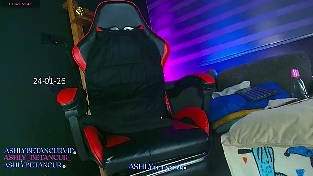 AshlyBetancurXのライブXXXチャット